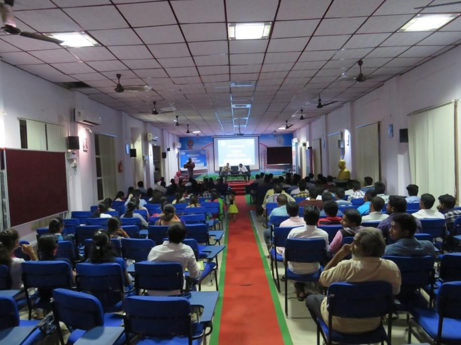Government College (Autonomous) Rajahmundhry Seminar Hall photo 4